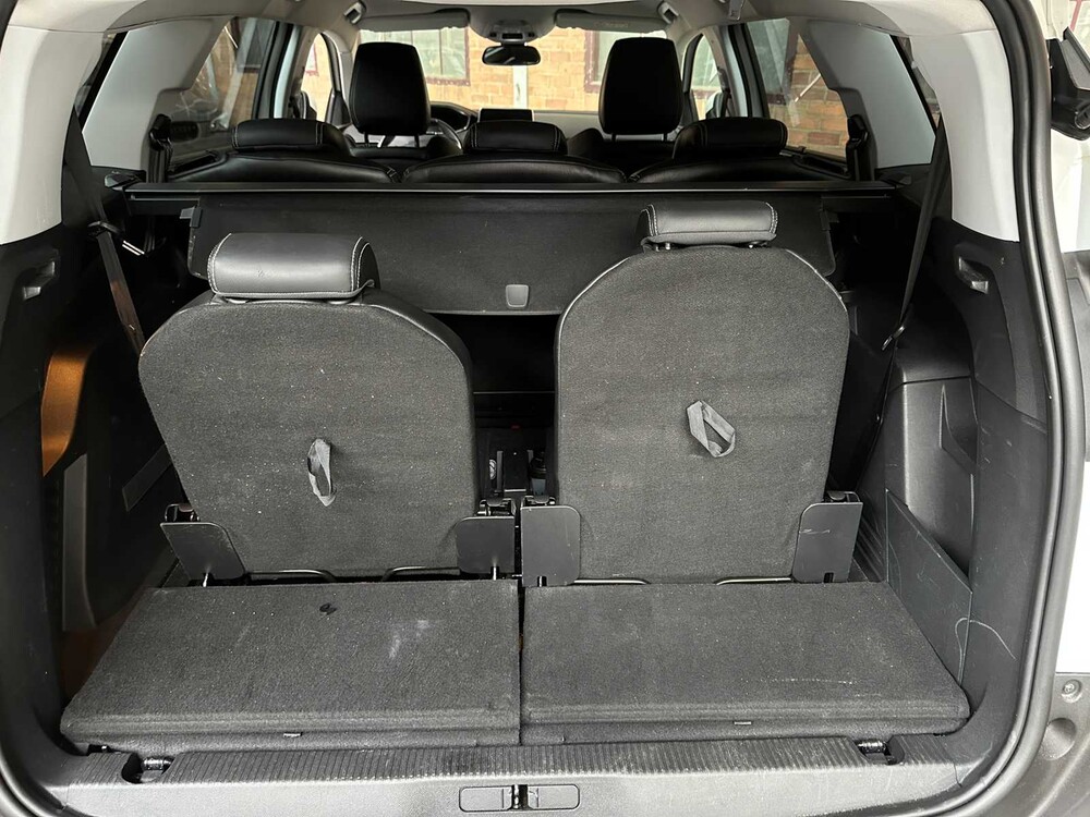 Peugeot 5008 1.2 PureTech Allure 131PS 2018 7-Sitzer, TX-880-H