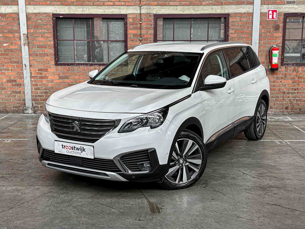 Peugeot 5008 1.2 PureTech Allure 131PS 2018 7-Sitzer, TX-880-H