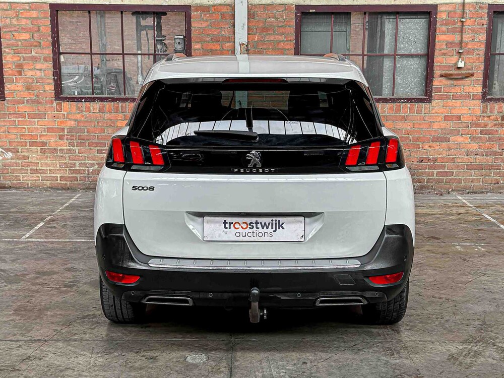 Peugeot 5008 1.2 PureTech Allure 131PS 2018 7-Sitzer, TX-880-H