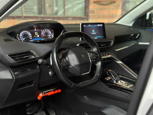 Peugeot 5008 1.2 PureTech Allure 131pk 2018 7-persoons, TX-880-H