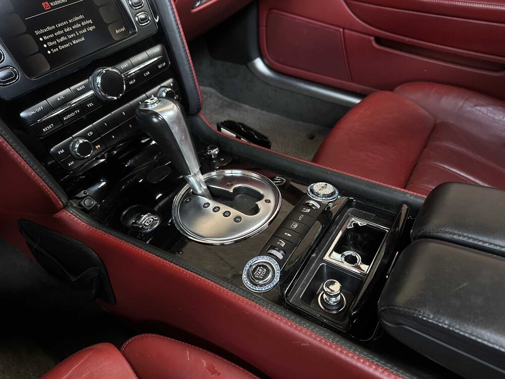 Bentley Continental Flying Spur 6.0 W12 525pk 2006 Youngtimer