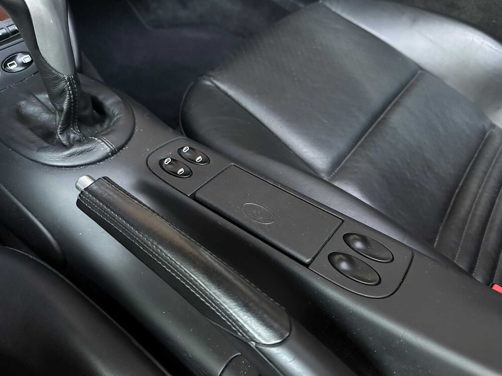 Porsche 911 Targa 996 3.6 (MANUAL) 320pk 2003 Youngtimer 