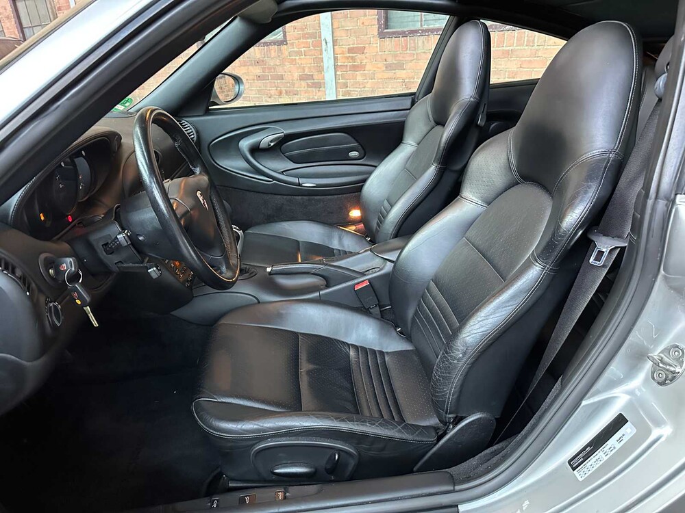 Porsche 911 Targa 996 3.6 (MANUAL) 320pk 2003 Youngtimer 