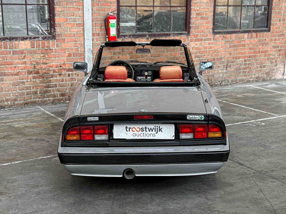 Alfa Romeo Spider 2.0 1987