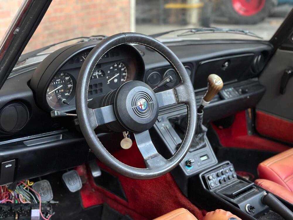 Alfa Romeo Spider 2.0 1987