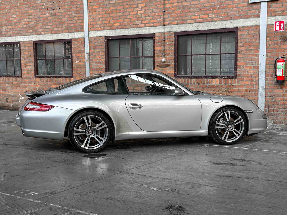 Porsche 911 Carrera Coupe 3.6 997 325pk 2004 Youngtimer