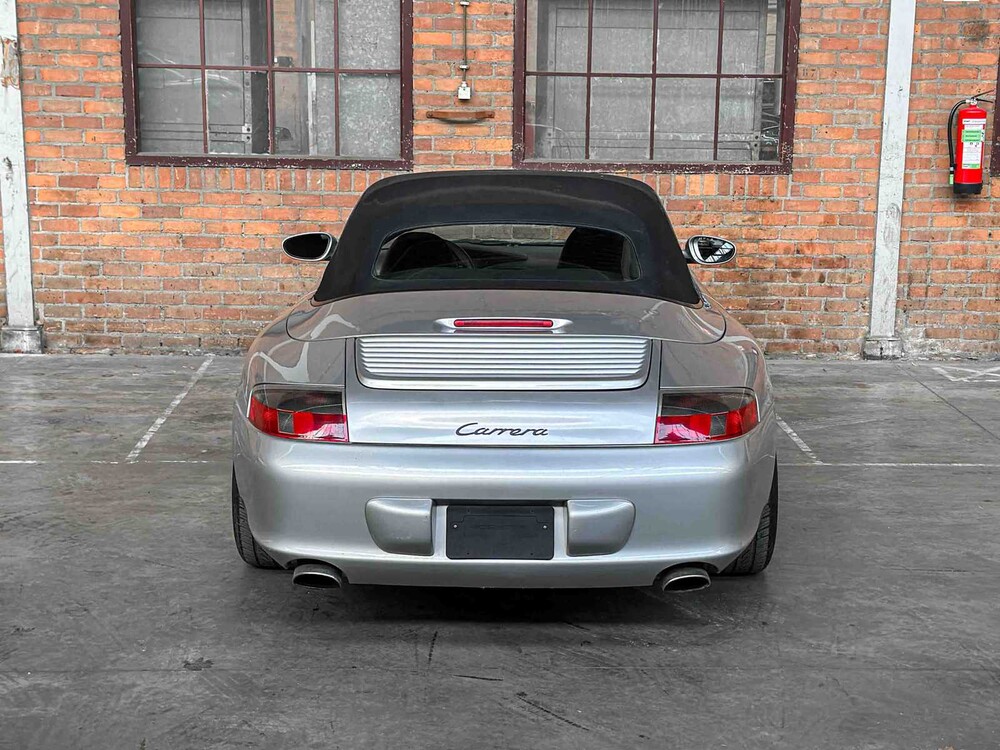 Porsche 911 Carrera Cabriolet 3.6 996 320pk 2003 Youngtimer