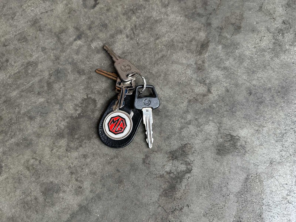 MG B Type 1.8 Roadster MIDGET 95pk 1976 (Hardtop + Softtop), GT-HX-03