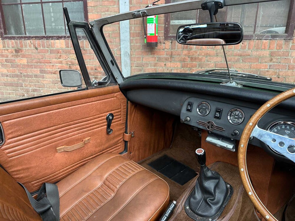 MG B Type 1.8 Roadster MIDGET 95pk 1976 (Hardtop + Softtop), GT-HX-03