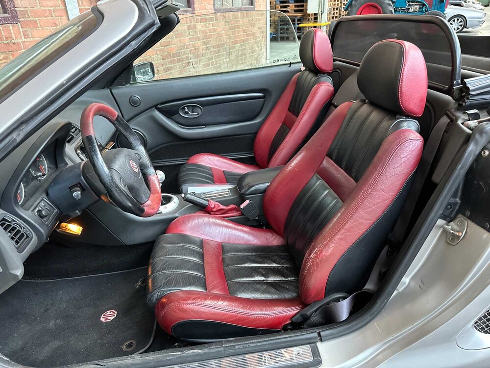 MG F 1.8i 120pk 2001 Cabriolet, 24-HB-HV