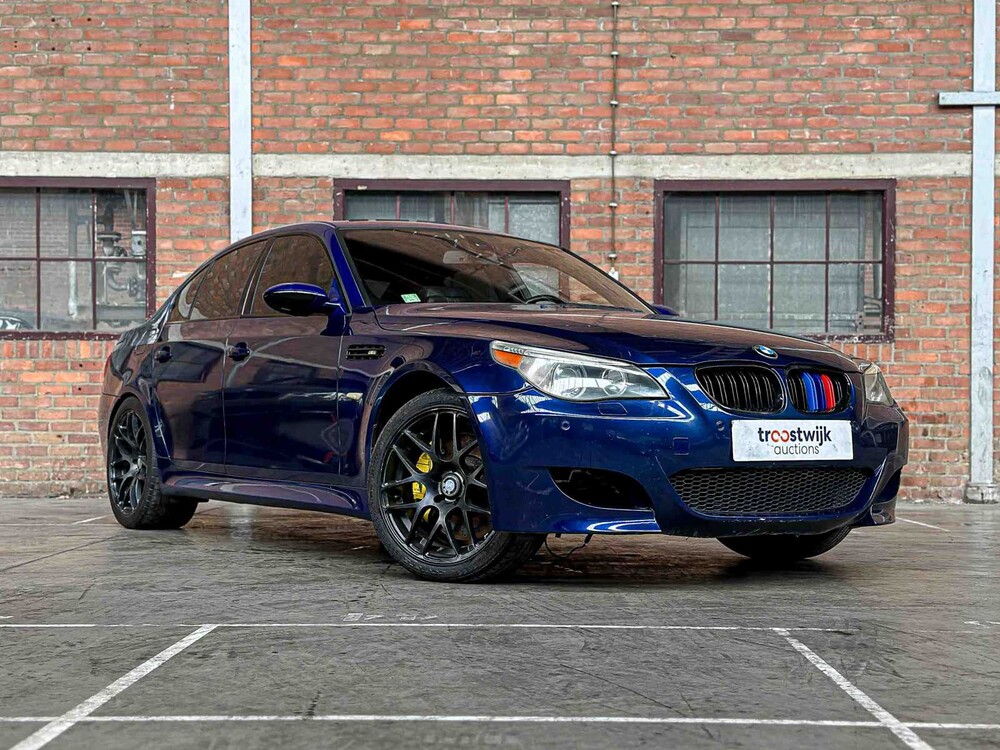 BMW M5 5.0 V10 500pk 2006 5-serie Youngtimer