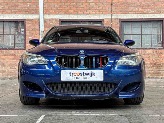 BMW M5 5.0 V10 500pk 2006 5-serie Youngtimer