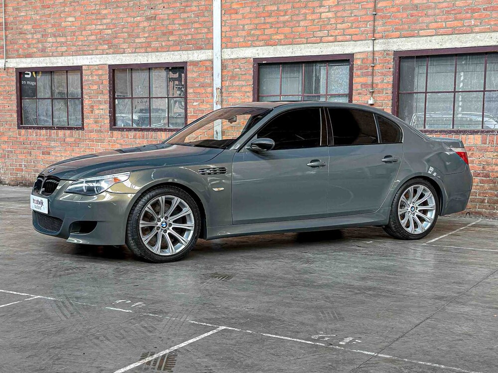 BMW M5 5.0 V10 E60 507pk 2006 5-serie 