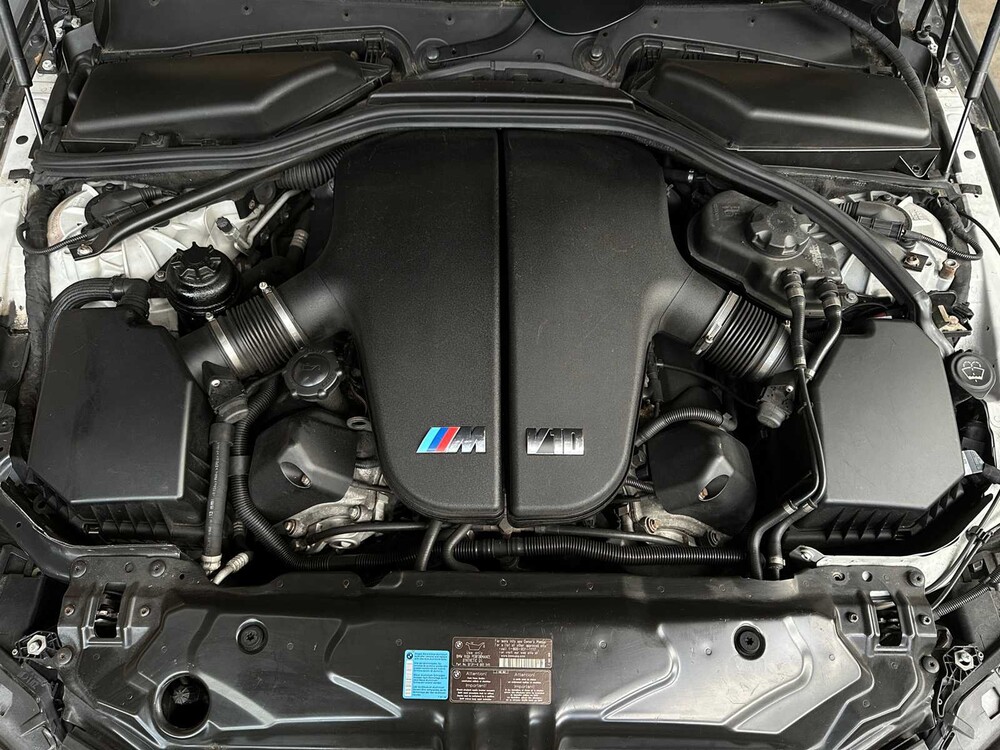 BMW M5 5.0 V10 E60 507pk 2006 5-serie 