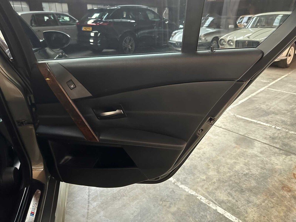 BMW M5 5.0 V10 E60 507pk 2006 5-serie 