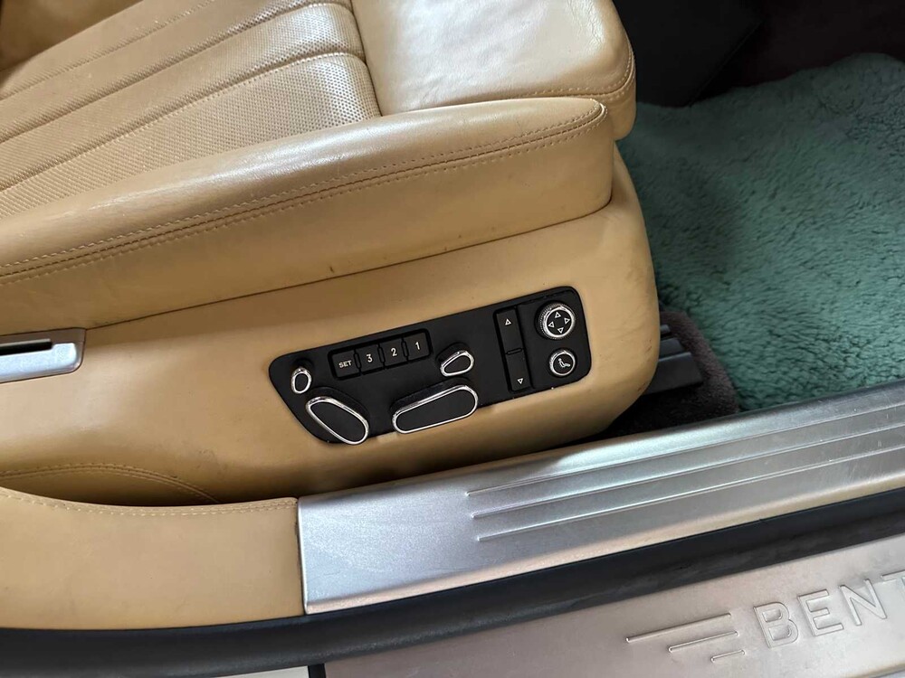 Bentley Continental Flying Spur 6.0 W12 525PK 2007 Youngtimer