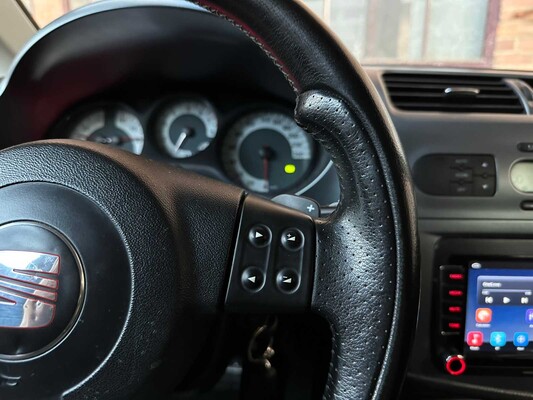 SEAT Leon FR 2.0 TFSI 200pk 2008 -Automaat-, 05-GTK-8 Youngtimer