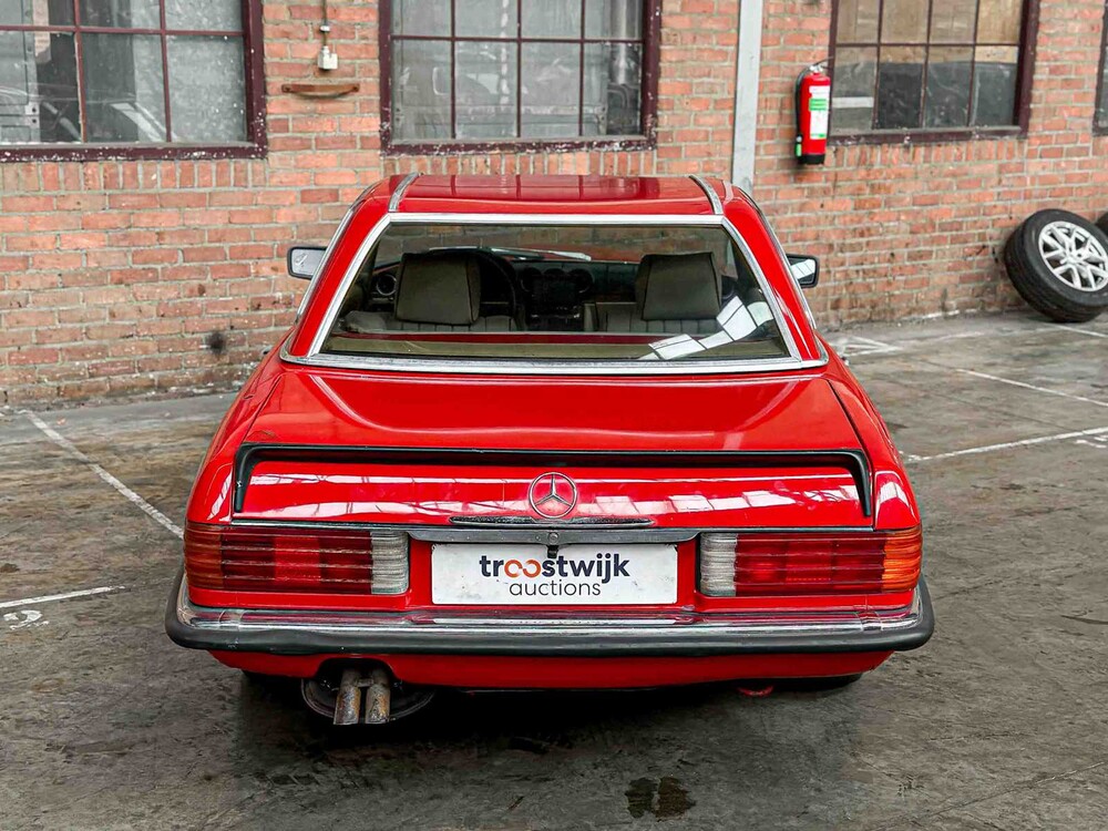 Mercedes-Benz SL500 5.0 V8 230pk 1983 SL-Klasse 