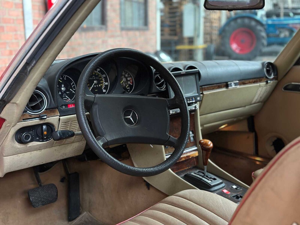 Mercedes-Benz SL500 5.0 V8 230pk 1983 SL-Klasse 