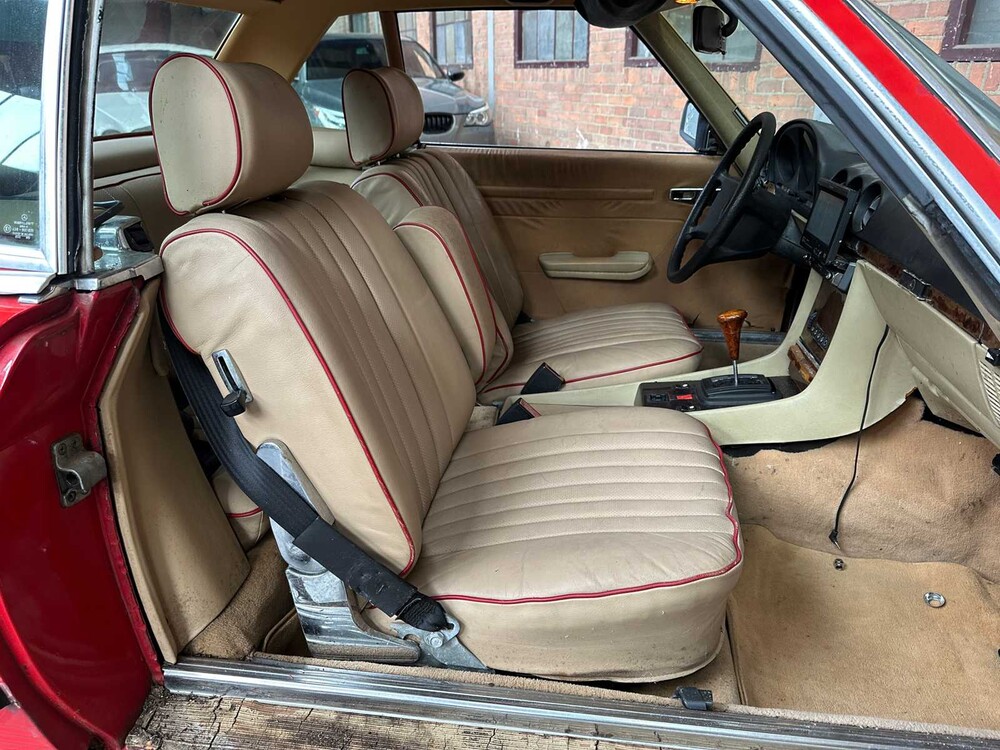 Mercedes-Benz SL500 5.0 V8 230pk 1983 SL-Klasse 