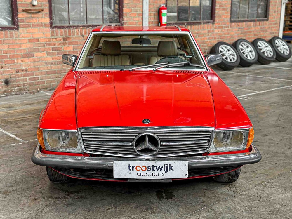 Mercedes-Benz SL500 5.0 V8 230pk 1983 SL-Klasse 