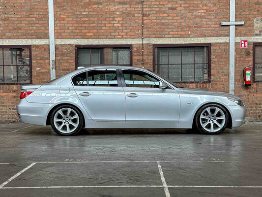 BMW 545i 4.4 V8 333pk 2003 5-serie, G-647-VP
