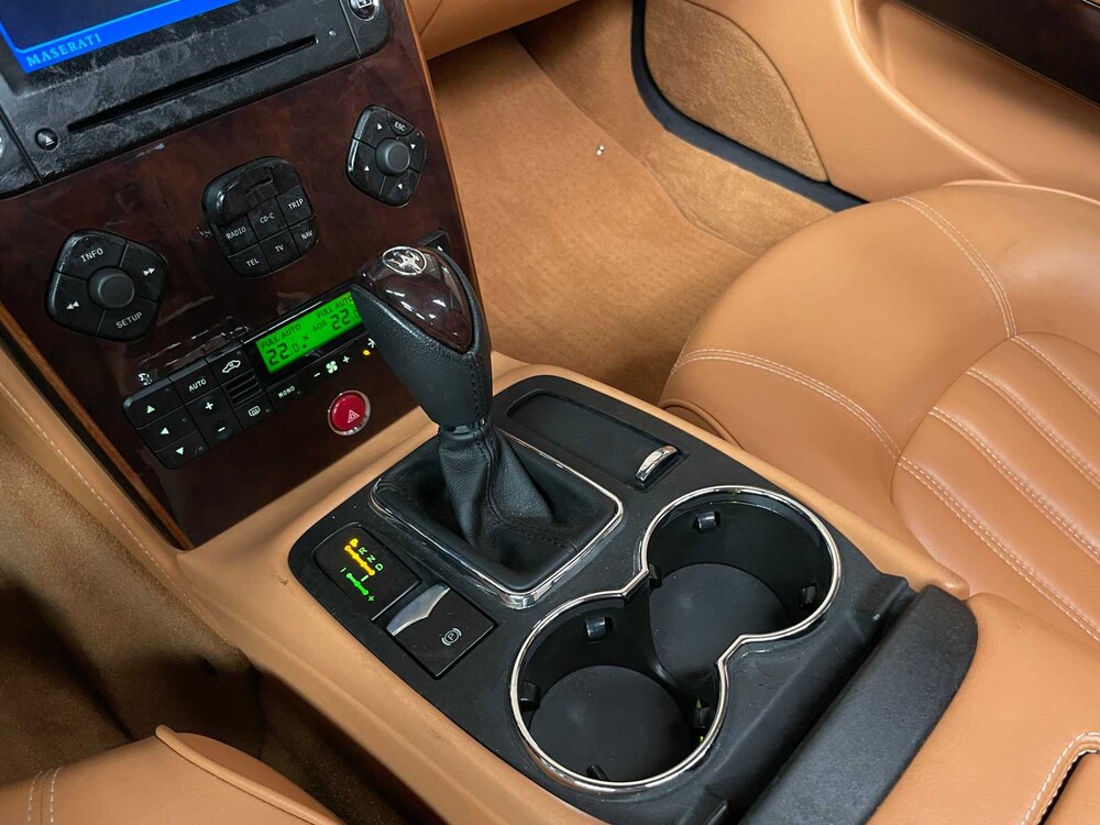 Maserati Quattroporte 4.2 V8 400HP ZF Automatik 2008 Youngtimer