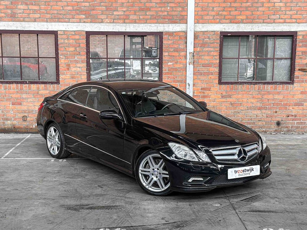 Mercedes-Benz E500 AMG coupé 5.5 V8 388pk 2009 E-klasse Youngtimer