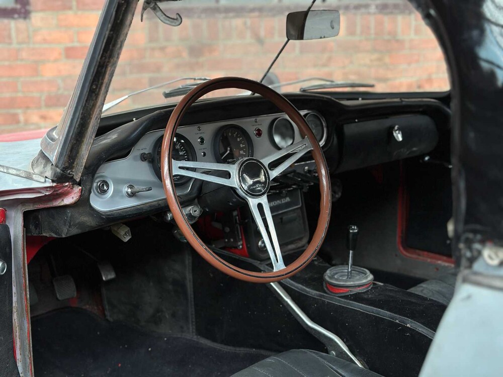 Honda S600 57hp 1964 Hardtop (Restaurierungsprojekt)