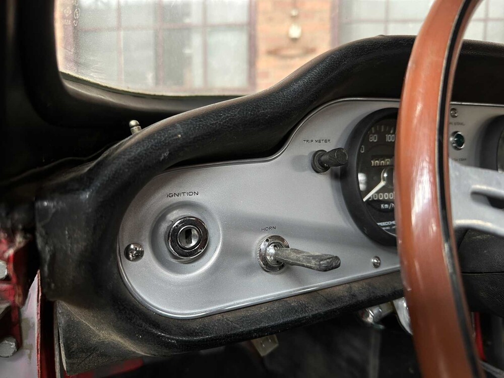 Honda S600 57hp 1964 Hardtop (Restaurierungsprojekt)