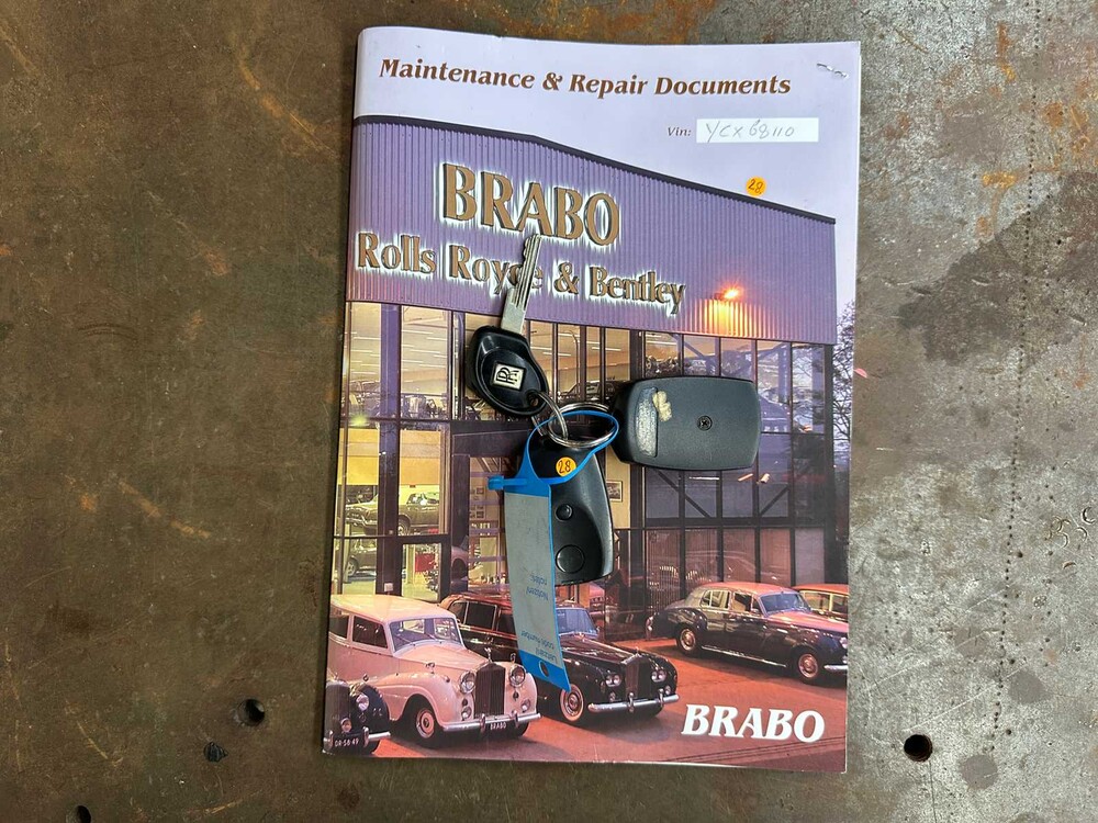 Rolls-Royce Corniche V 6.75 V8 Cabriolet 329PS 2000 Cabrio (1 von 374 weltweit), 91-HF-TP