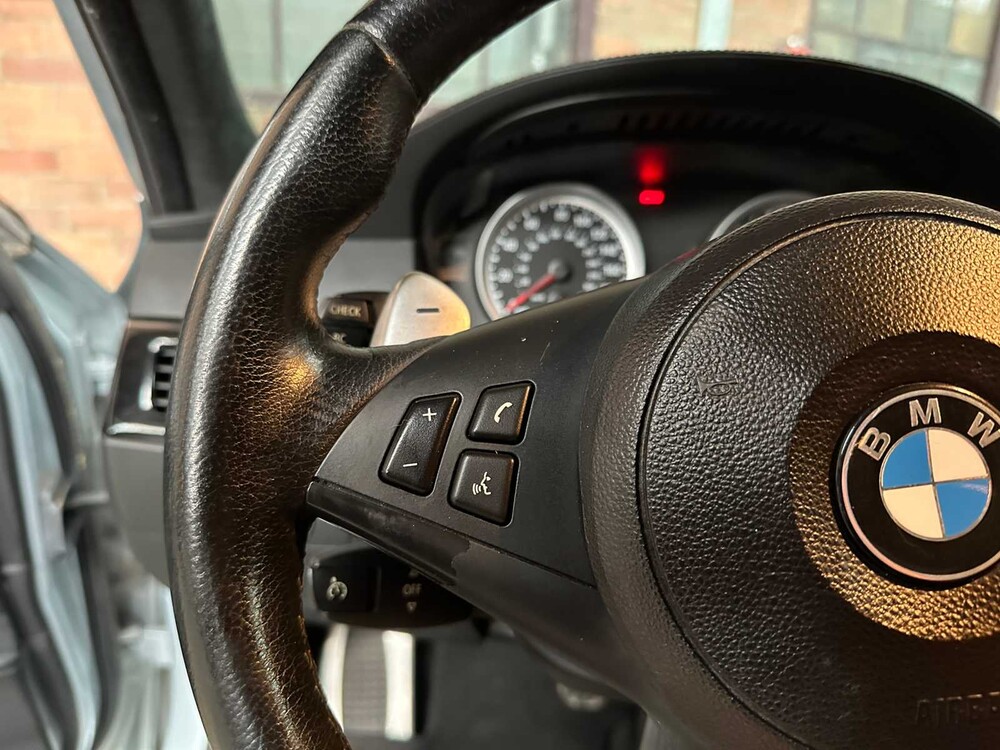 BMW M5 5.0 V10 500PS 2006 5er