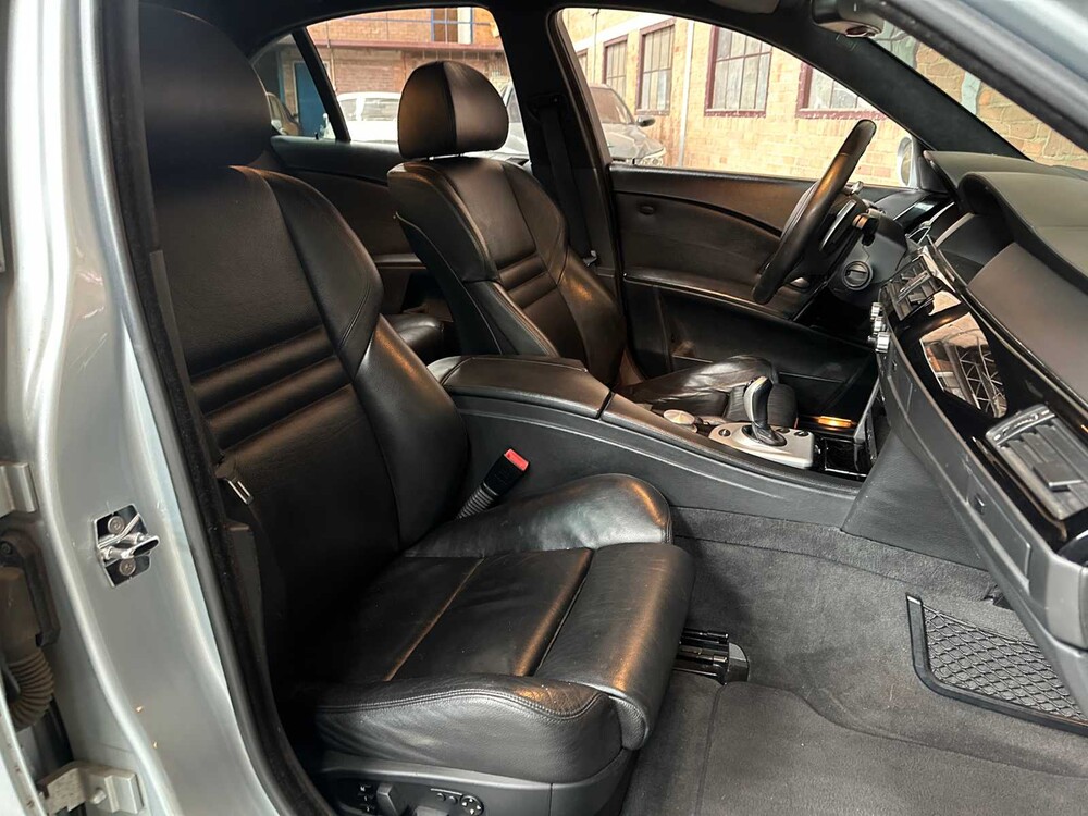 BMW M5 5.0 V10 500PS 2006 5er