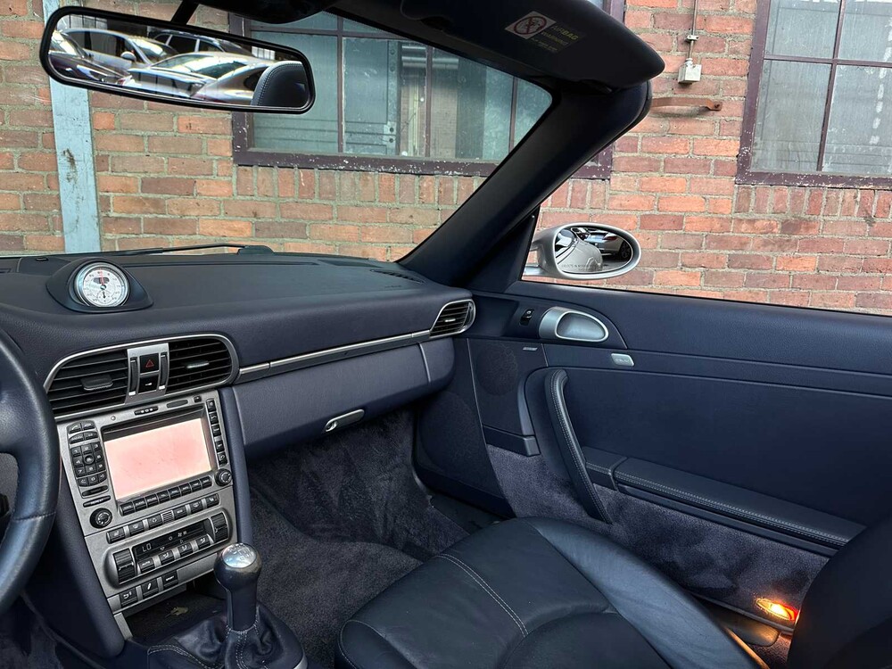 Porsche 911 Carrera S Cabriolet 3.8 997 (SCHALTGETRIEBE) 355PS 2006 Youngtimer