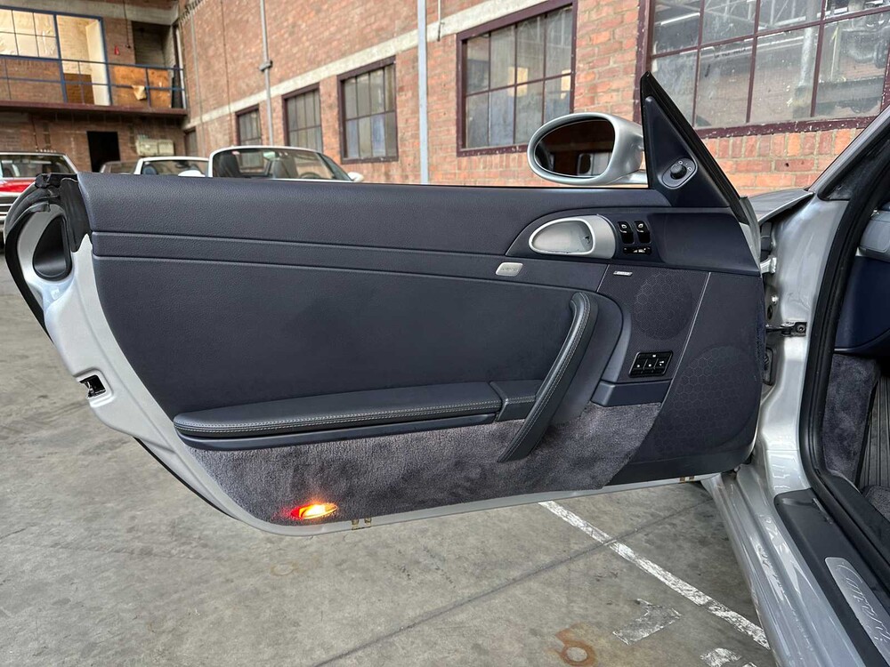 Porsche 911 Carrera S Cabriolet 3.8 997 (SCHALTGETRIEBE) 355PS 2006 Youngtimer