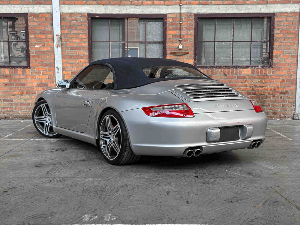 Porsche 911 Carrera S Cabriolet 3.8 997 (SCHALTGETRIEBE) 355PS 2006 Youngtimer