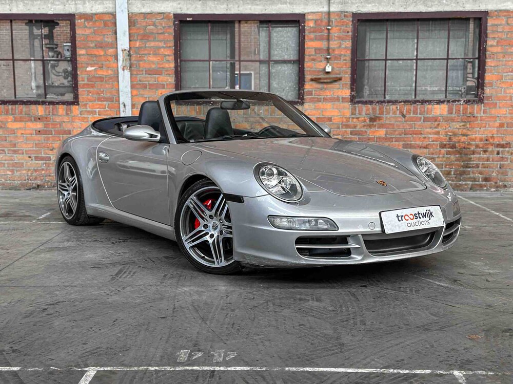 Porsche 911 Carrera S Cabriolet 3.8 997 (SCHALTGETRIEBE) 355PS 2006 Youngtimer