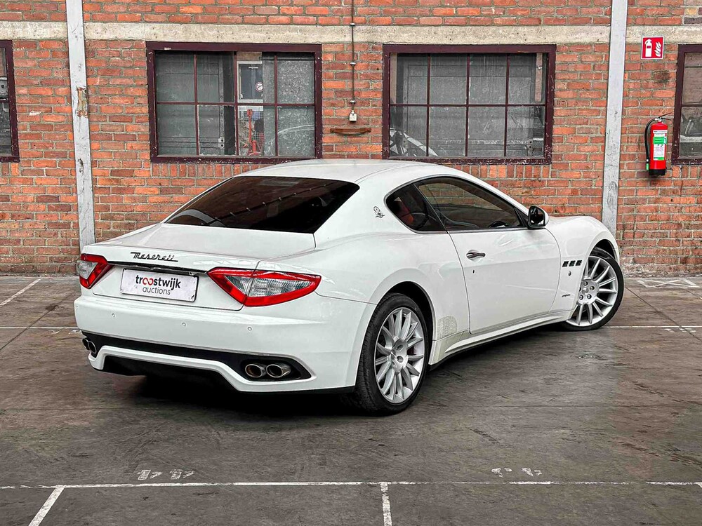 Maserati GranTurismo S 4.7 V8 440PS 2009 Youngtimer