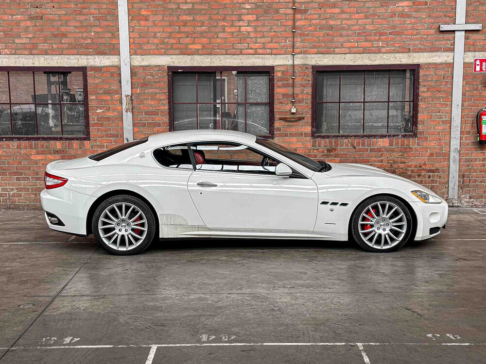 Maserati GranTurismo S 4.7 V8 440PS 2009 Youngtimer