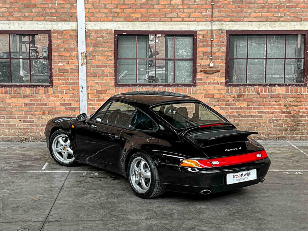 Porsche 911 Carrera 4 993 Coupe (SCHALTGETRIEBE) 272PS 1995 Youngtimer