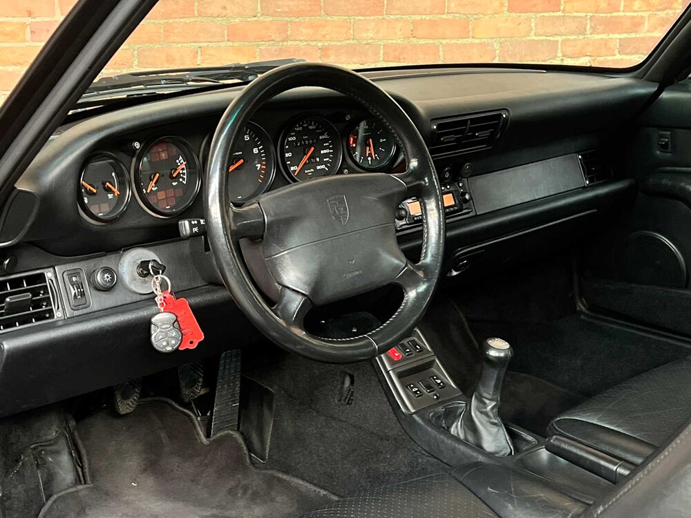 Porsche 911 Carrera 4 993 Coupe (SCHALTGETRIEBE) 272PS 1995 Youngtimer