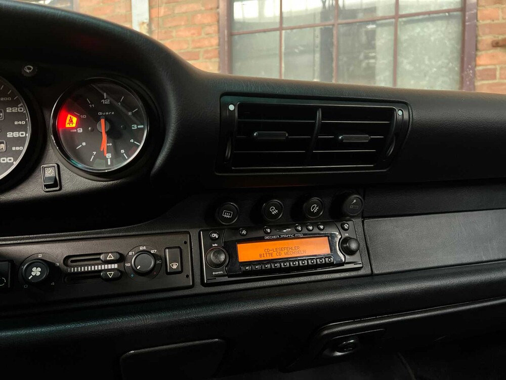 Porsche 911 Carrera 4 993 Coupe (SCHALTGETRIEBE) 272PS 1995 Youngtimer