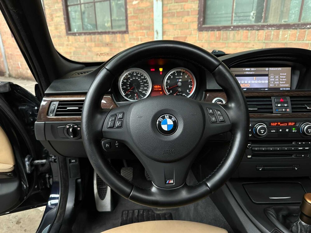 BMW M3 4.0 V8 E90 -SCHALTGETRIEBE- 420PS 2008 3er Youngtimer 