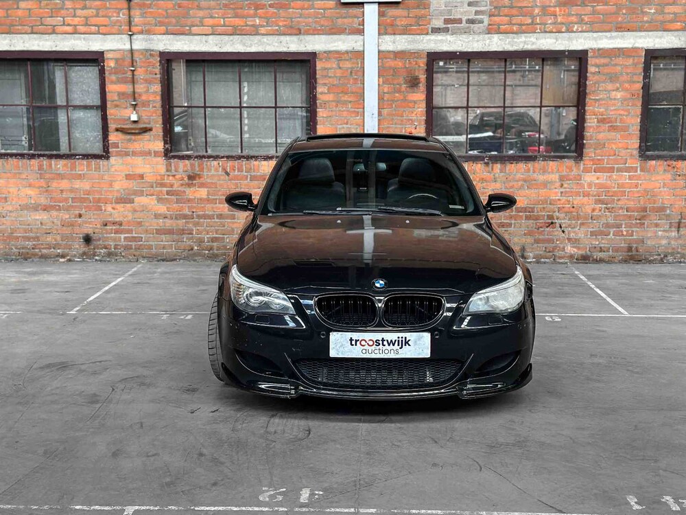 BMW M5 5.0 V10 E60 500PS 2008 5er Yountimer