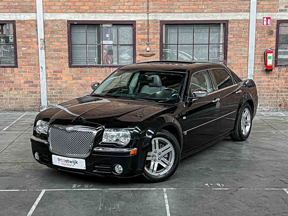 Chrysler 300C HEMI 5.7 V8 340PS 2006 Youngtimer