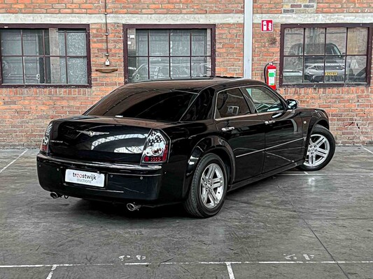 Chrysler 300C HEMI 5.7 V8 340pk 2006 Youngtimer