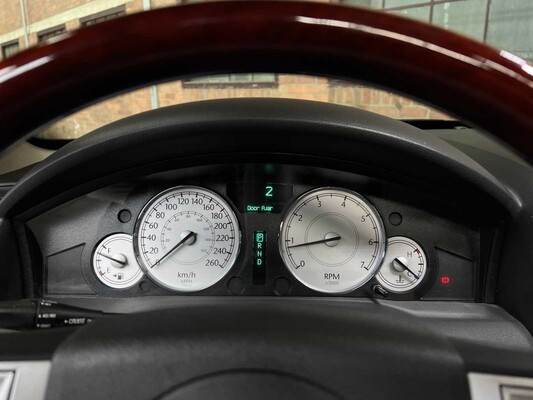 Chrysler 300C HEMI 5.7 V8 340pk 2006 Youngtimer