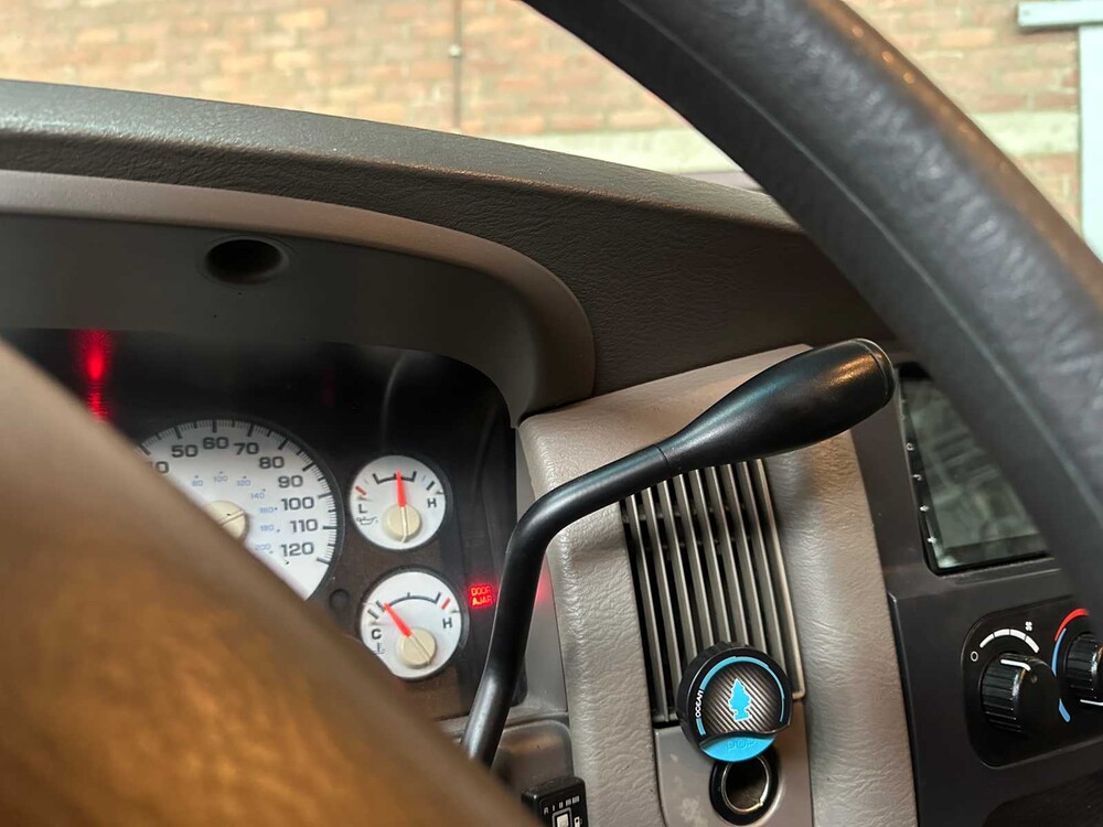 Dodge Ram 1500 4.7l V8 magnum 243hp 2002, VSZ-46-Z