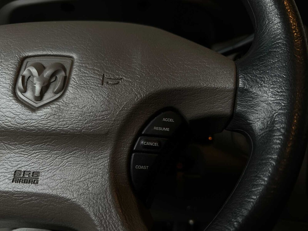 Dodge Ram 1500 4.7l V8 magnum 243hp 2002, VSZ-46-Z