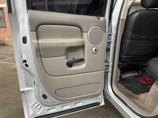 Dodge Ram 1500 4.7l V8 magnum 243pk 2002, VSZ-46-Z